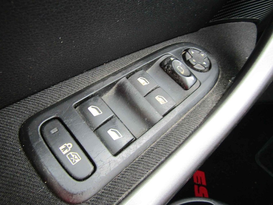 Peugeot 308 1.6 HDI 