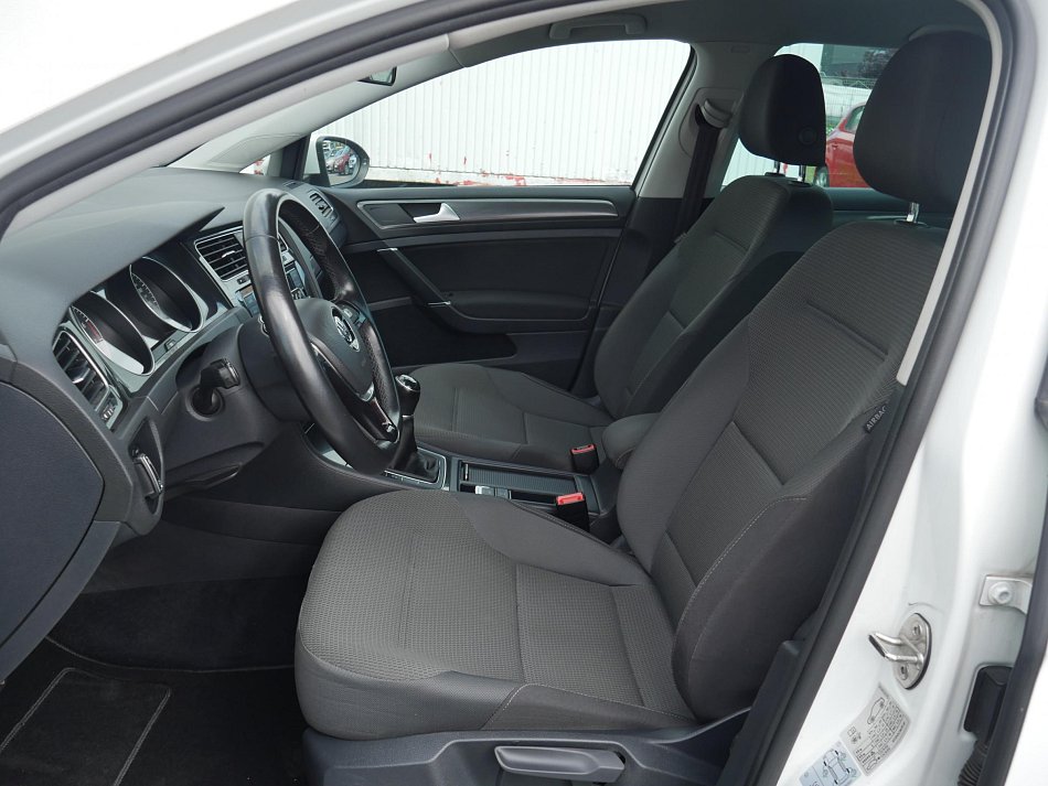 Volkswagen Golf 1.4 TGi 