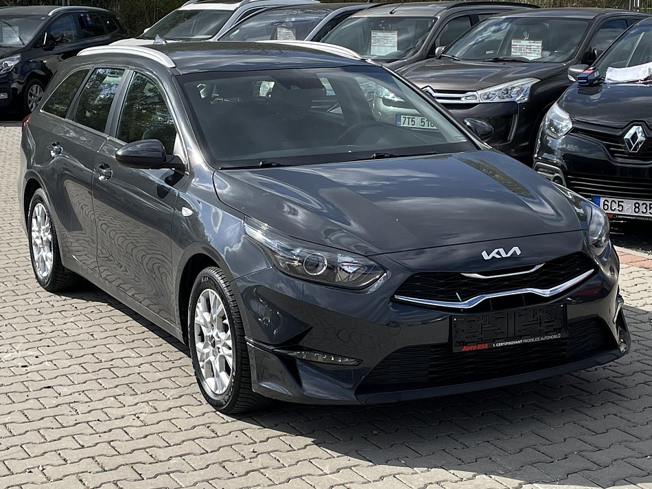 Kia Ceed 1.5 T-GDi Vision