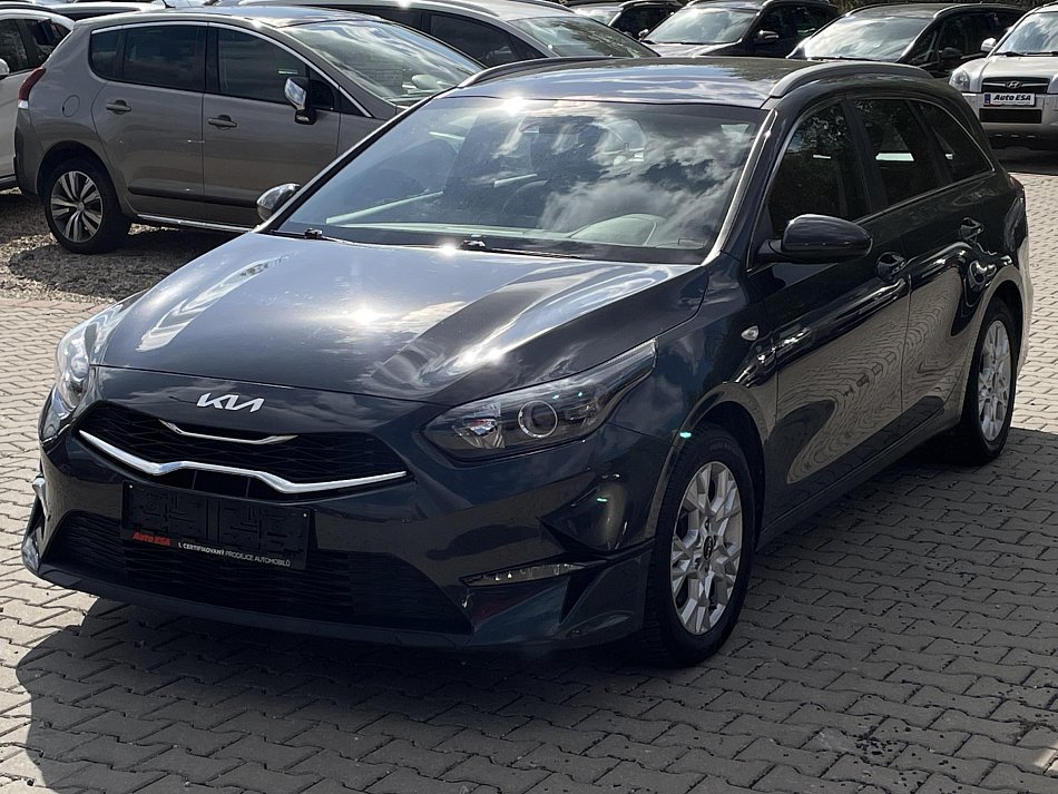 Kia Ceed 1.5 T-GDi Vision