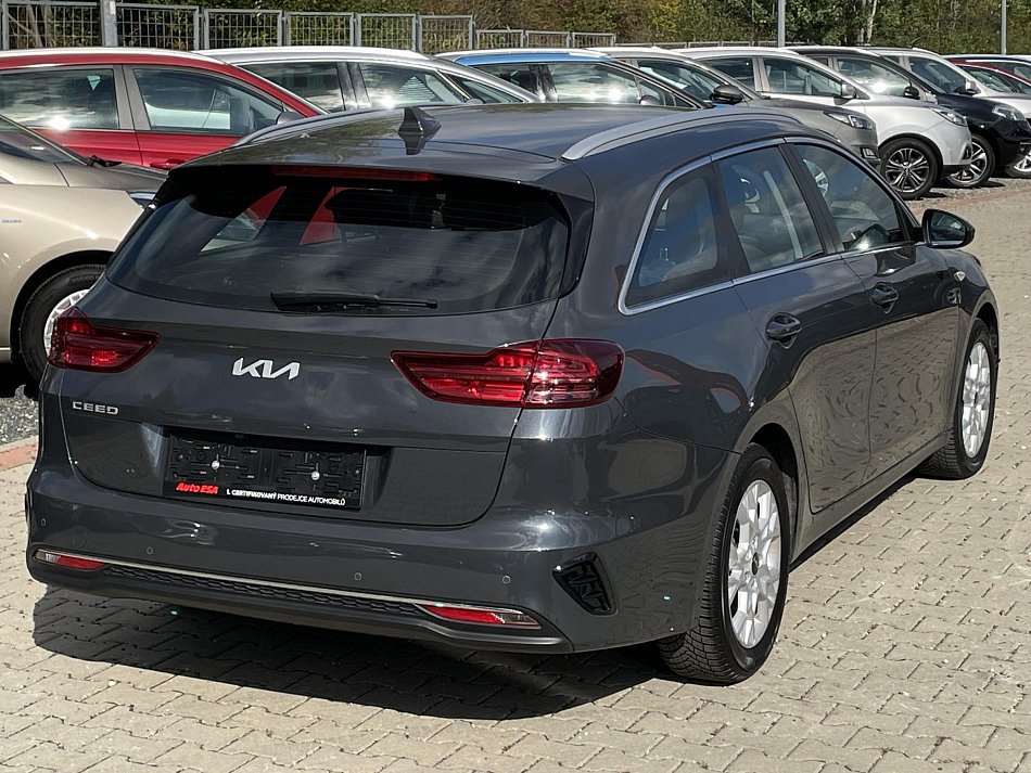 Kia Ceed 1.5 T-GDi Vision