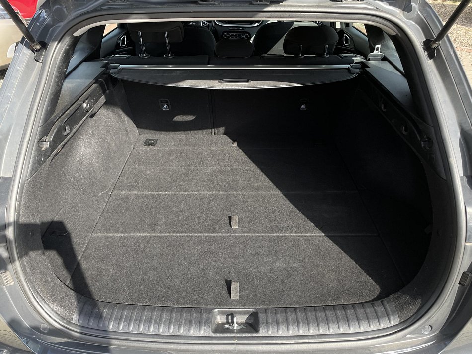 Kia Ceed 1.5 T-GDi Vision