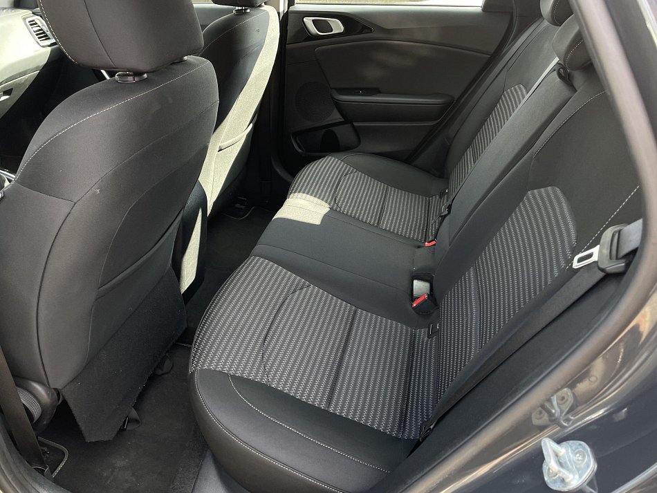 Kia Ceed 1.5 T-GDi Vision