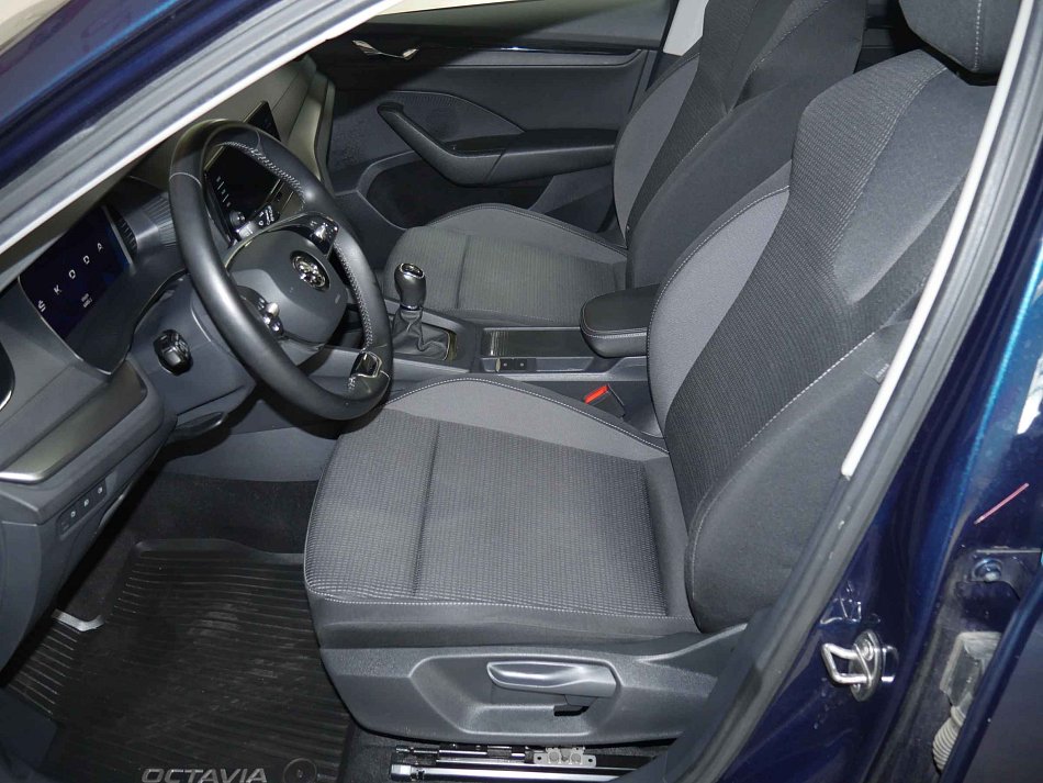 Škoda Octavia IV 1.5TSI Ambition