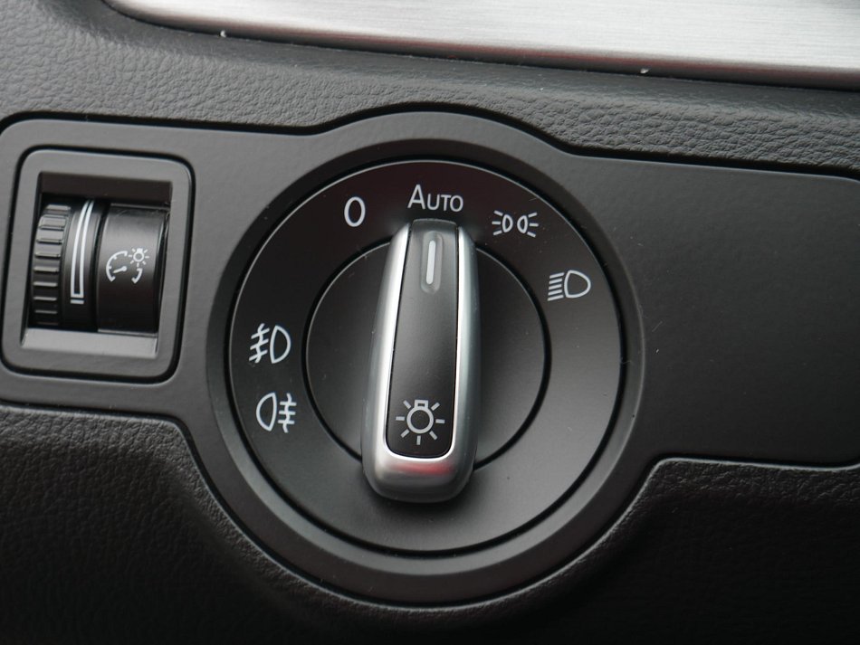 Volkswagen Passat 2.0TDi 