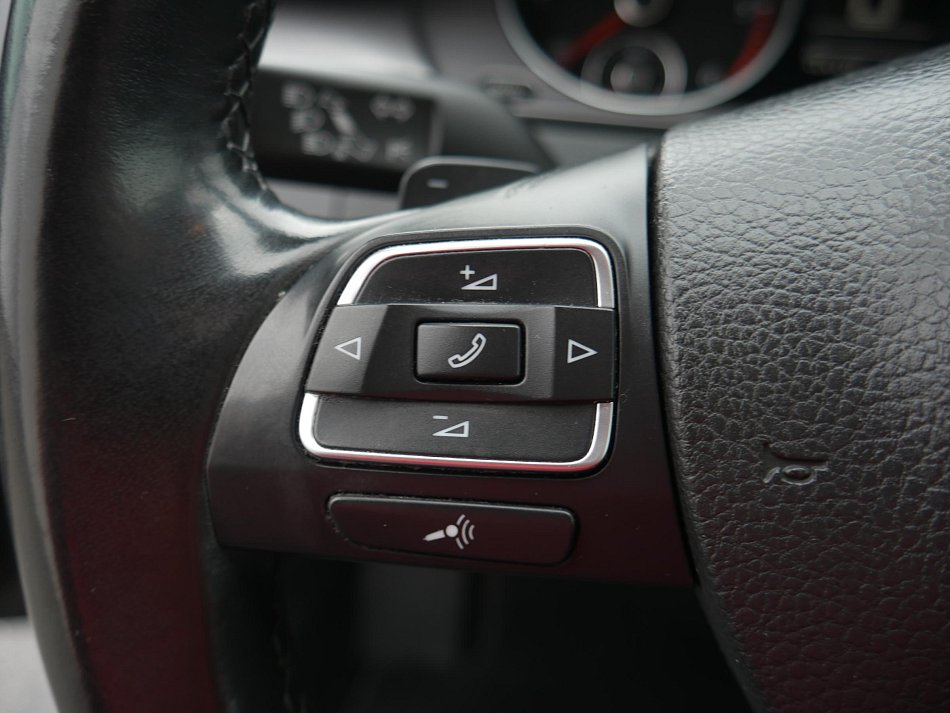 Volkswagen Passat 2.0TDi 