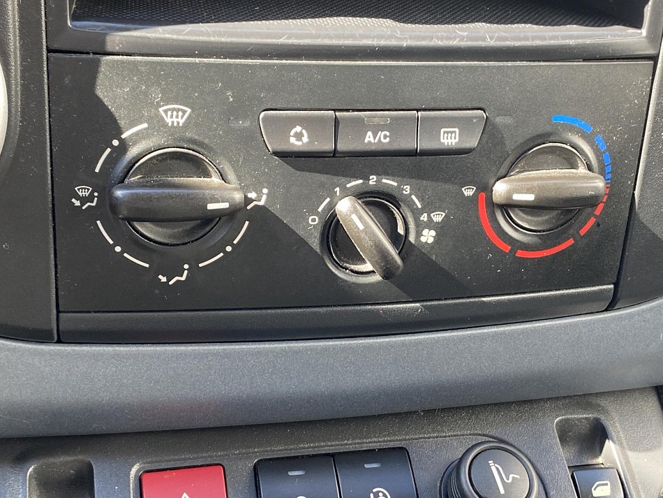 Peugeot Partner 1.6HDi Active Tepee