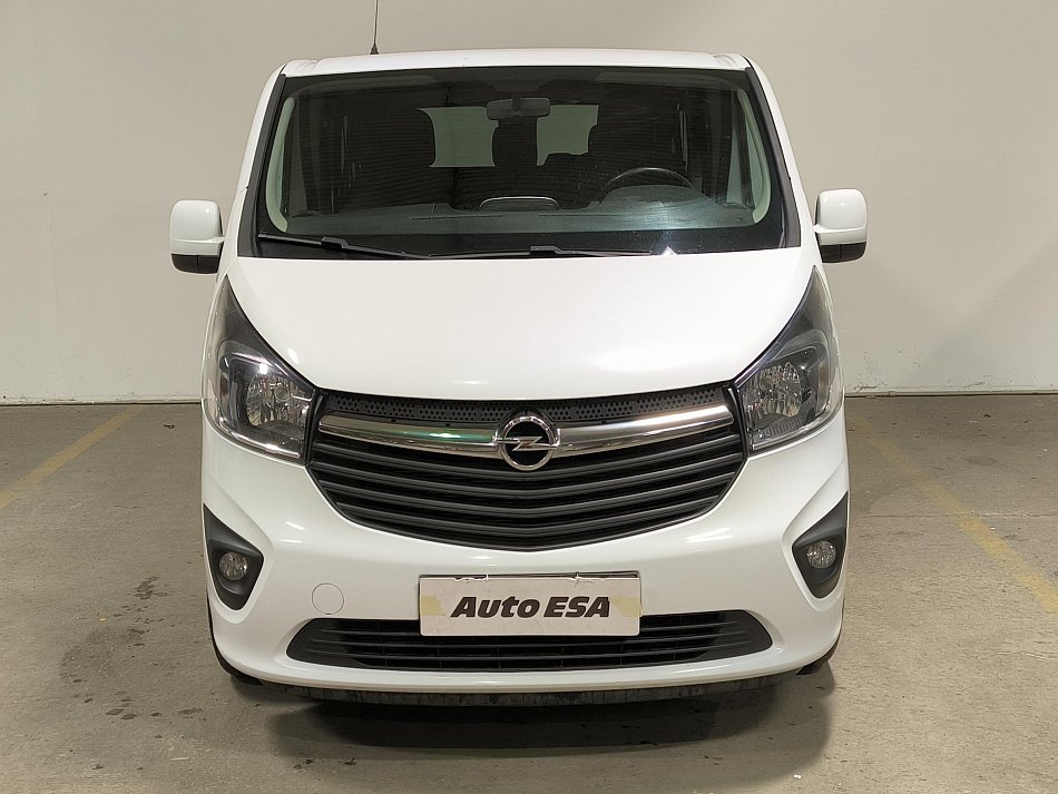 Opel Vivaro 1.6CDTi  8míst