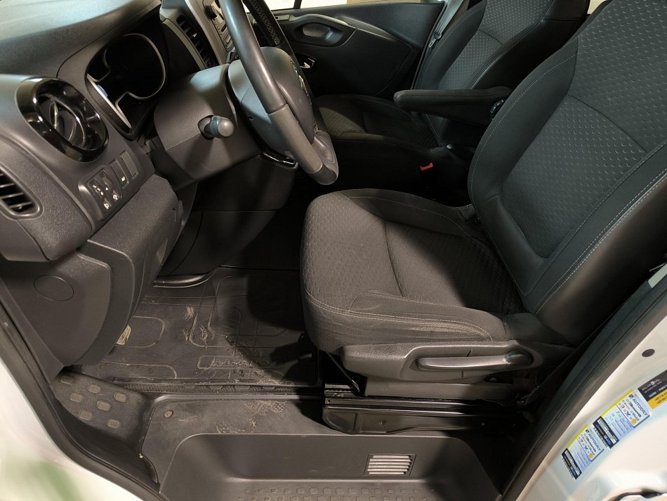 Opel Vivaro 1.6CDTi  8míst