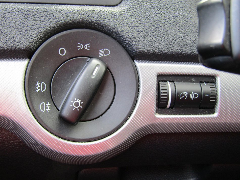 Škoda Octavia II 1.4 TSi Elegance