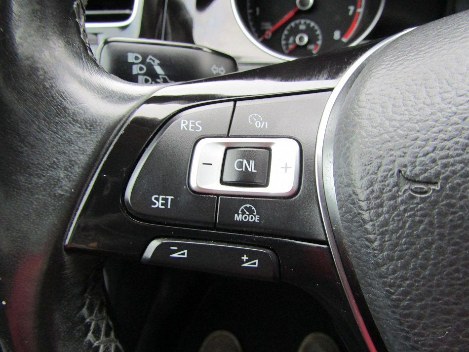 Volkswagen Golf 1.4 TSi Highline