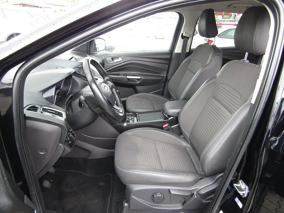 Ford Kuga 1.5 EB 
