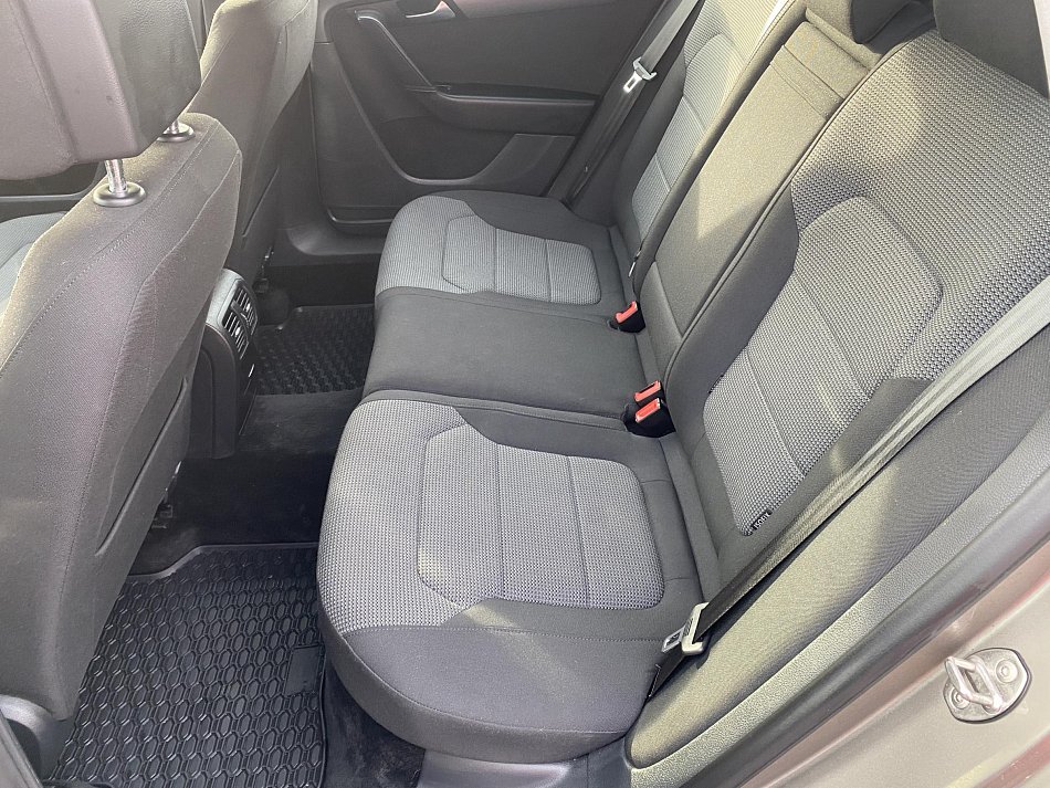 Volkswagen Passat 2.0TDi 