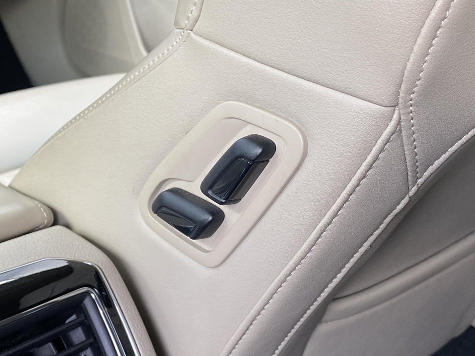 Škoda Superb III 2.0 TDi Style 4x4