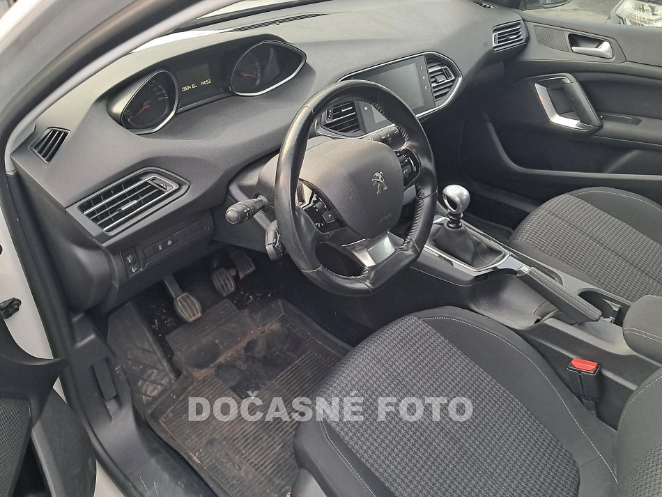 Peugeot 308 1.6 HDi 