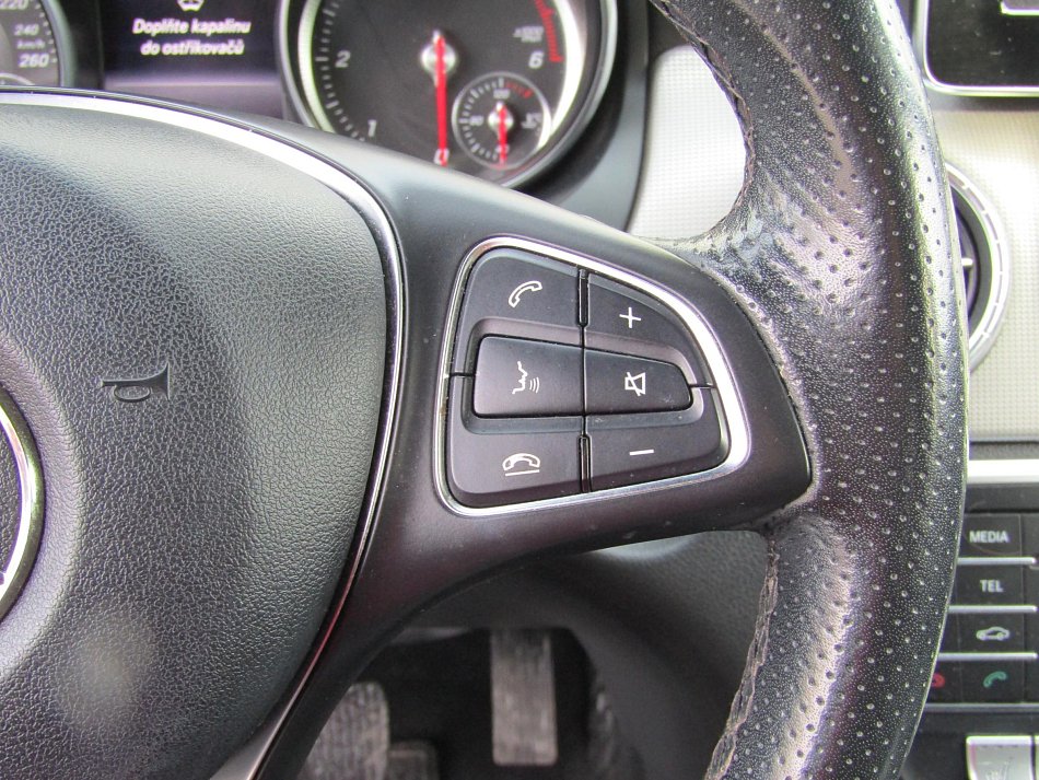 Mercedes-Benz CLA 2.2d  200d