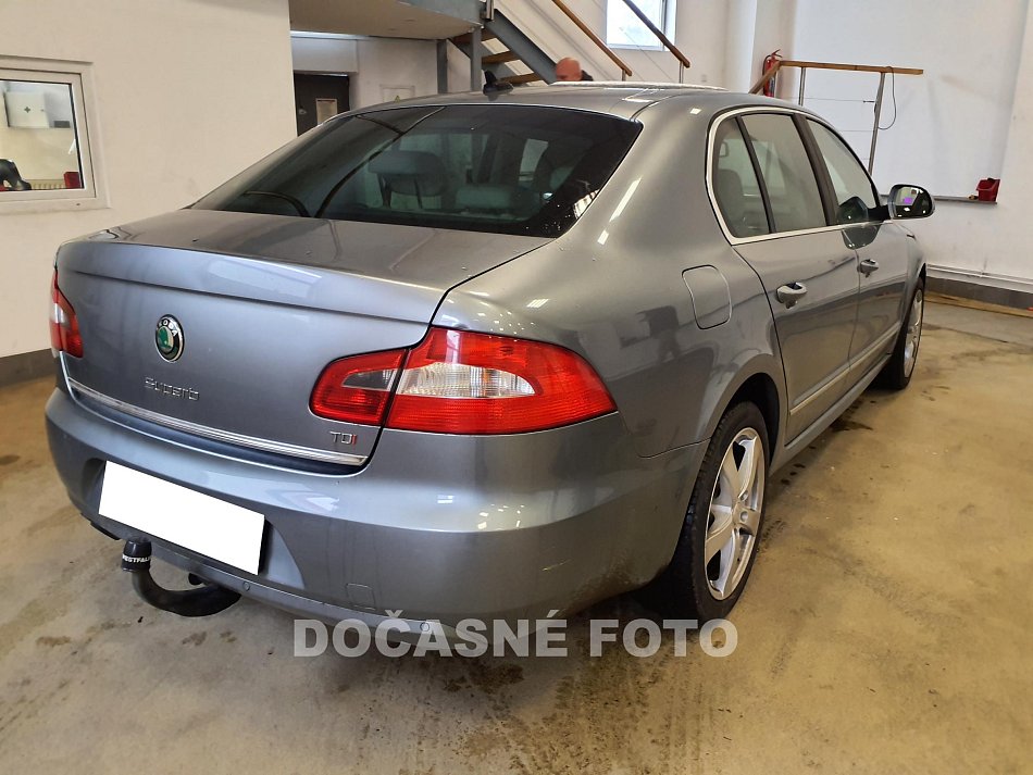 Škoda Superb II 2.0TDi Elegance
