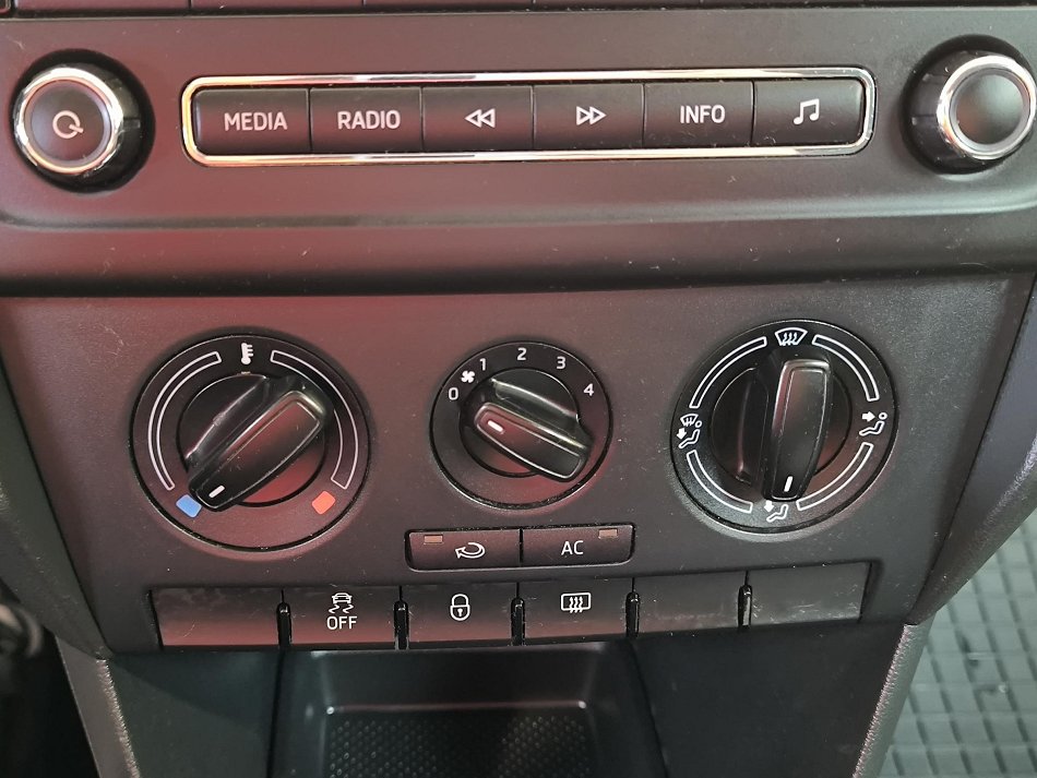 Škoda Rapid 1.6 TDi 