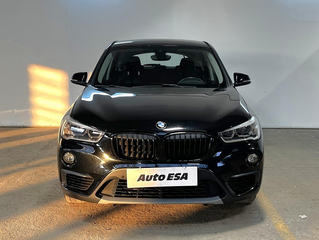 BMW X1 1.8i 