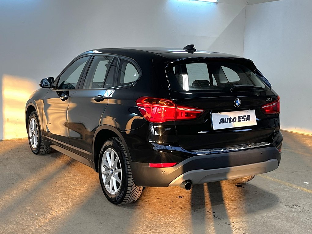 BMW X1 1.8i 