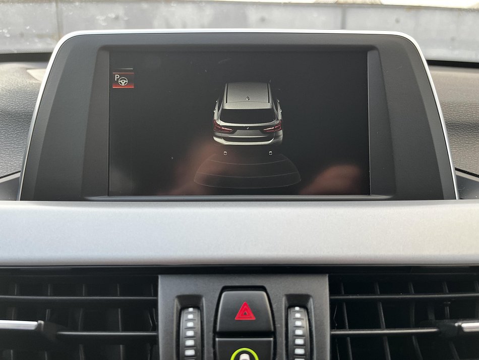 BMW X1 1.8i 