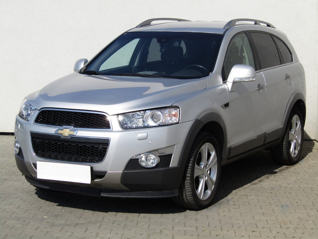 Chevrolet Captiva 2.4i 