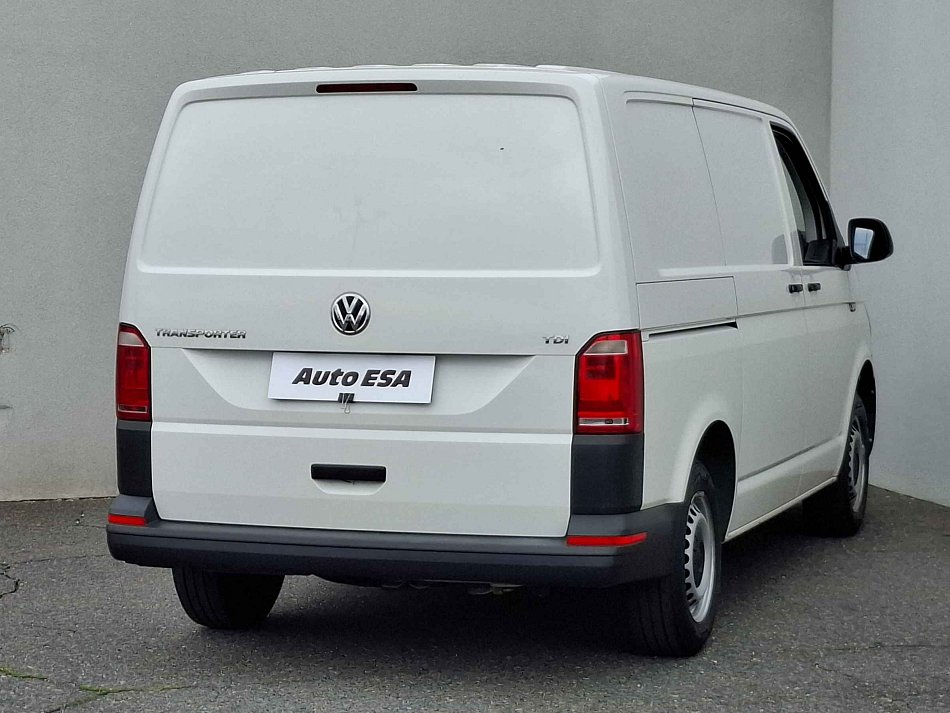 Volkswagen Transporter 2.0TDi 