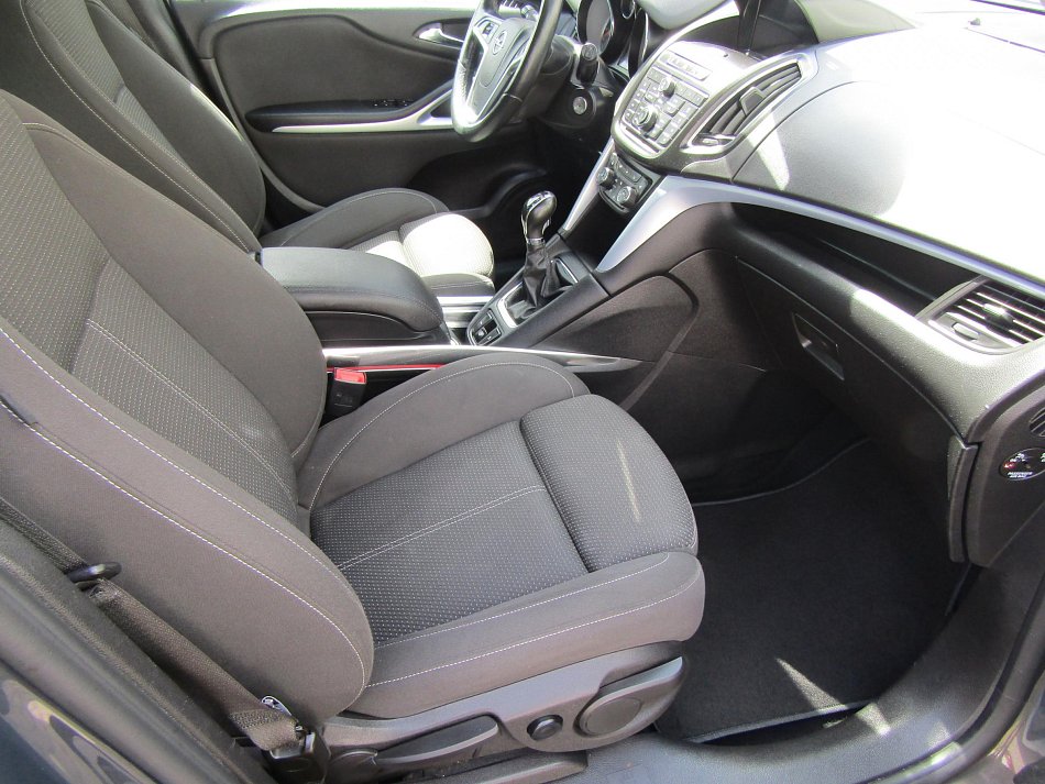 Opel Zafira 1.4T 