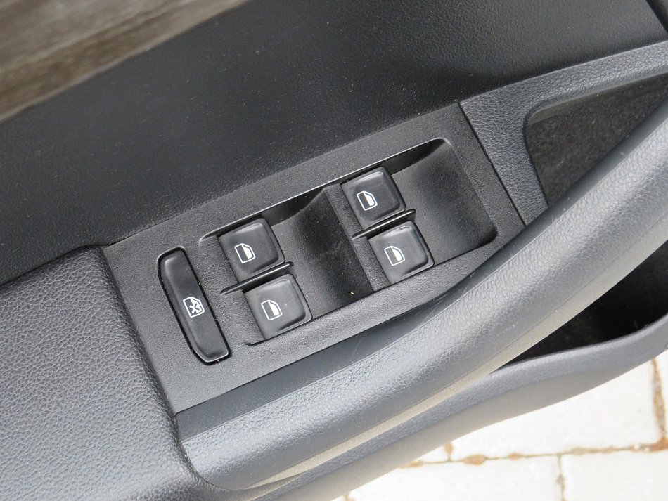 Škoda Octavia III 2.0TDi Scout