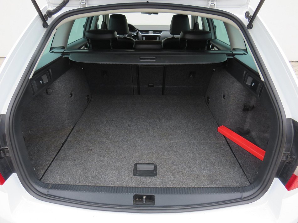 Škoda Octavia III 2.0TDi Scout