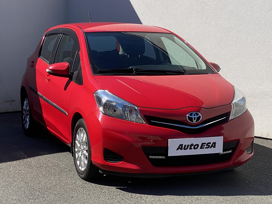 Toyota Yaris 1.3i 