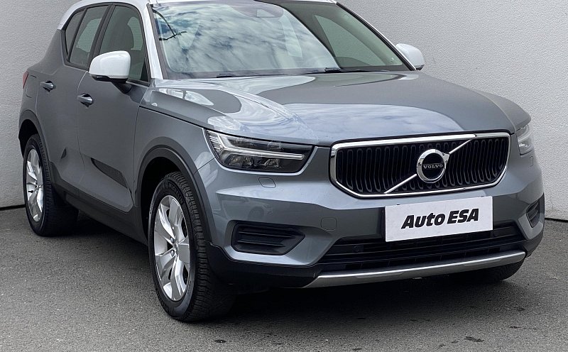 Volvo XC40 2.0 D3 Momentum