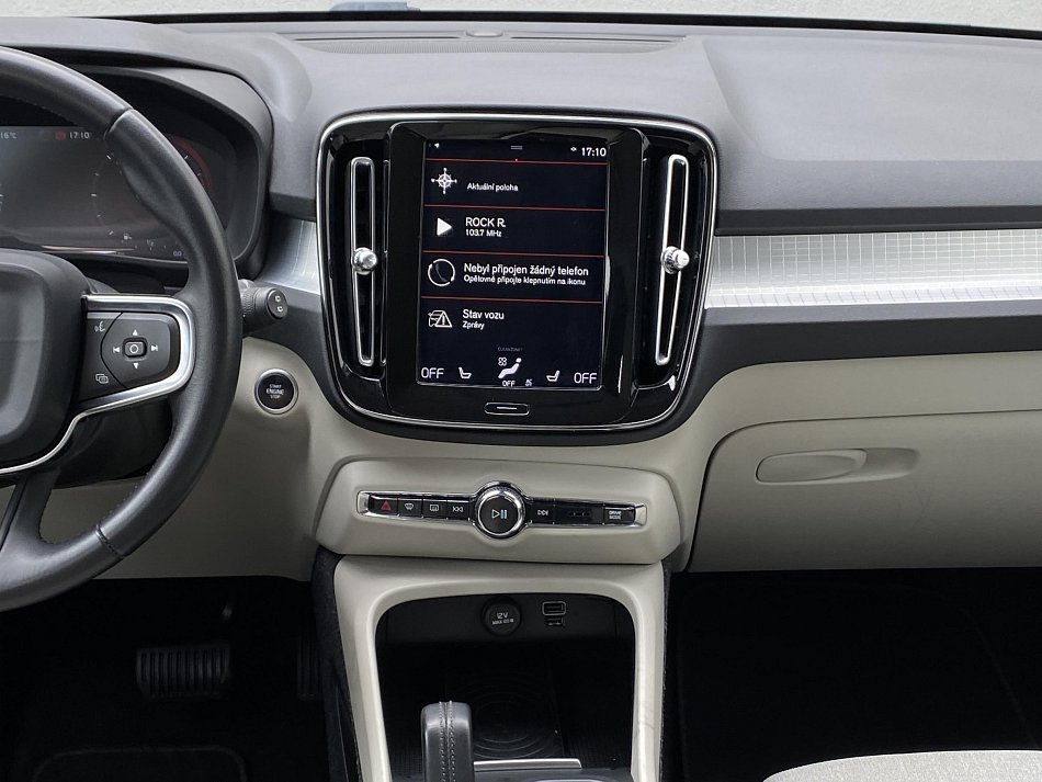 Volvo XC40 2.0 D3 Momentum
