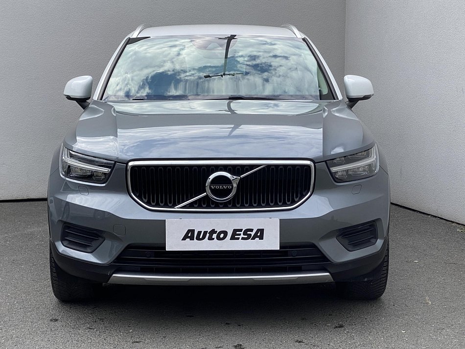 Volvo XC40 2.0 D3 Momentum