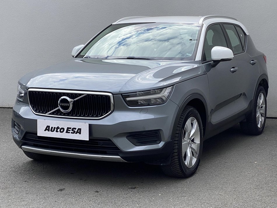 Volvo XC40 2.0 D3 Momentum