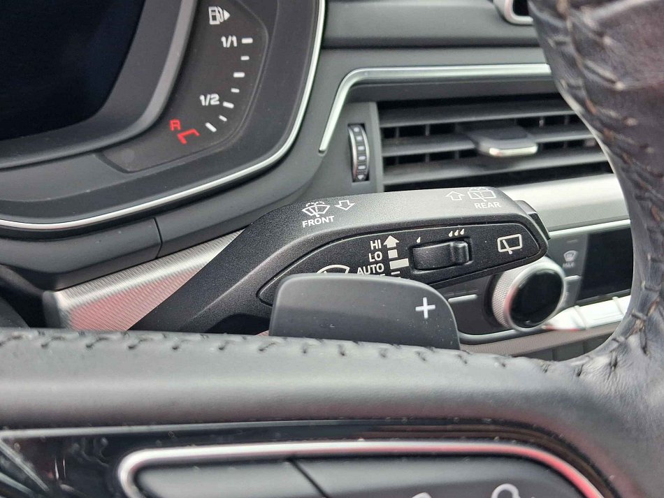 Audi A4 2.0 TDi 