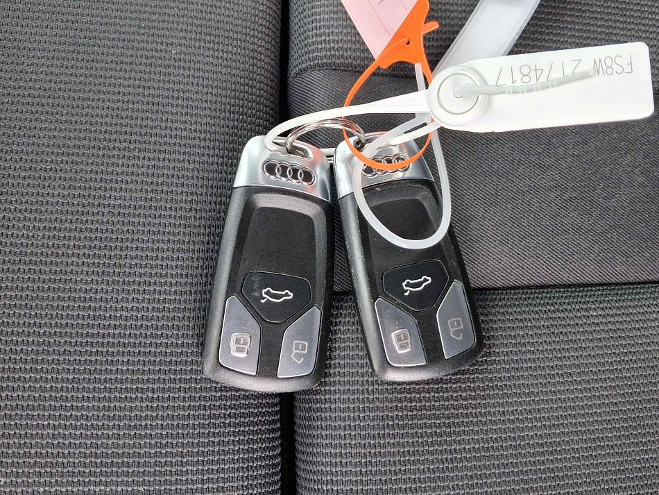 Audi A4 2.0 TDi 