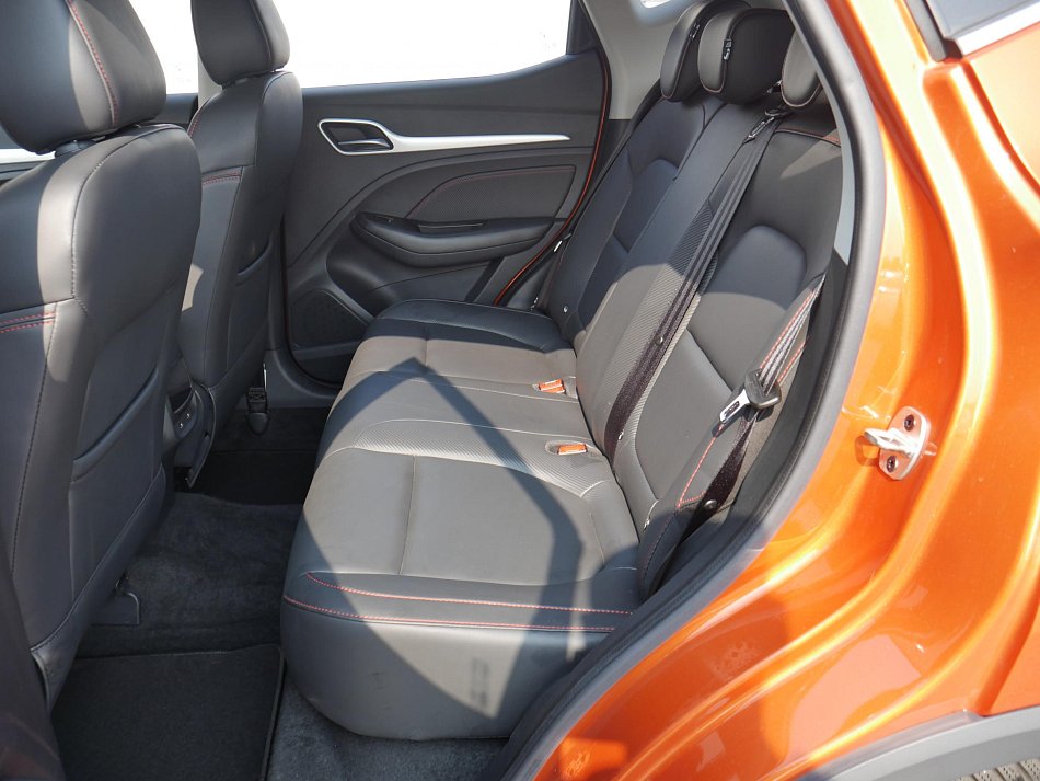 MG ZS 1.5 VUTi 