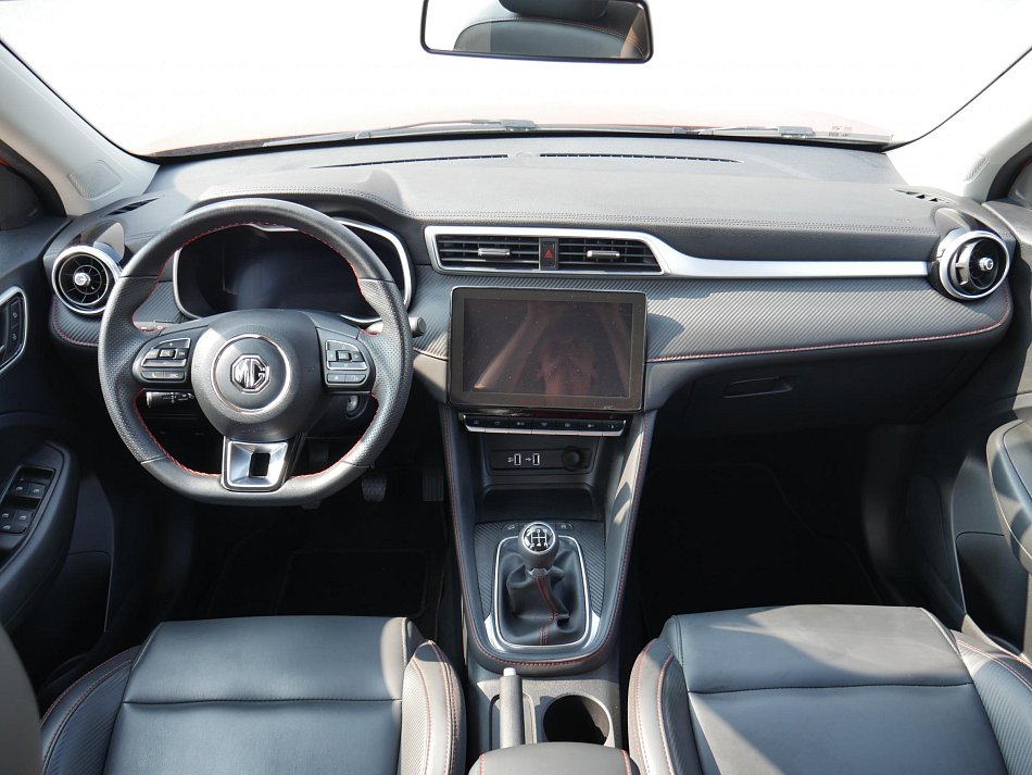 MG ZS 1.5 VUTi 