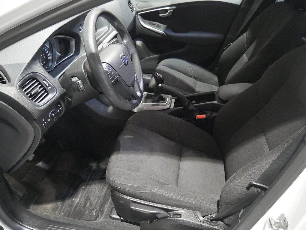 Volvo V40 1.6 D 