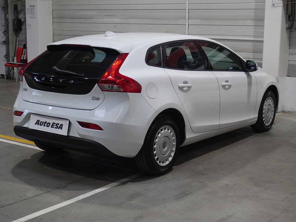 Volvo V40 1.6 D 