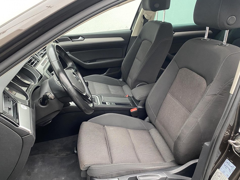 Volkswagen Passat 2.0 TDi Comfortline