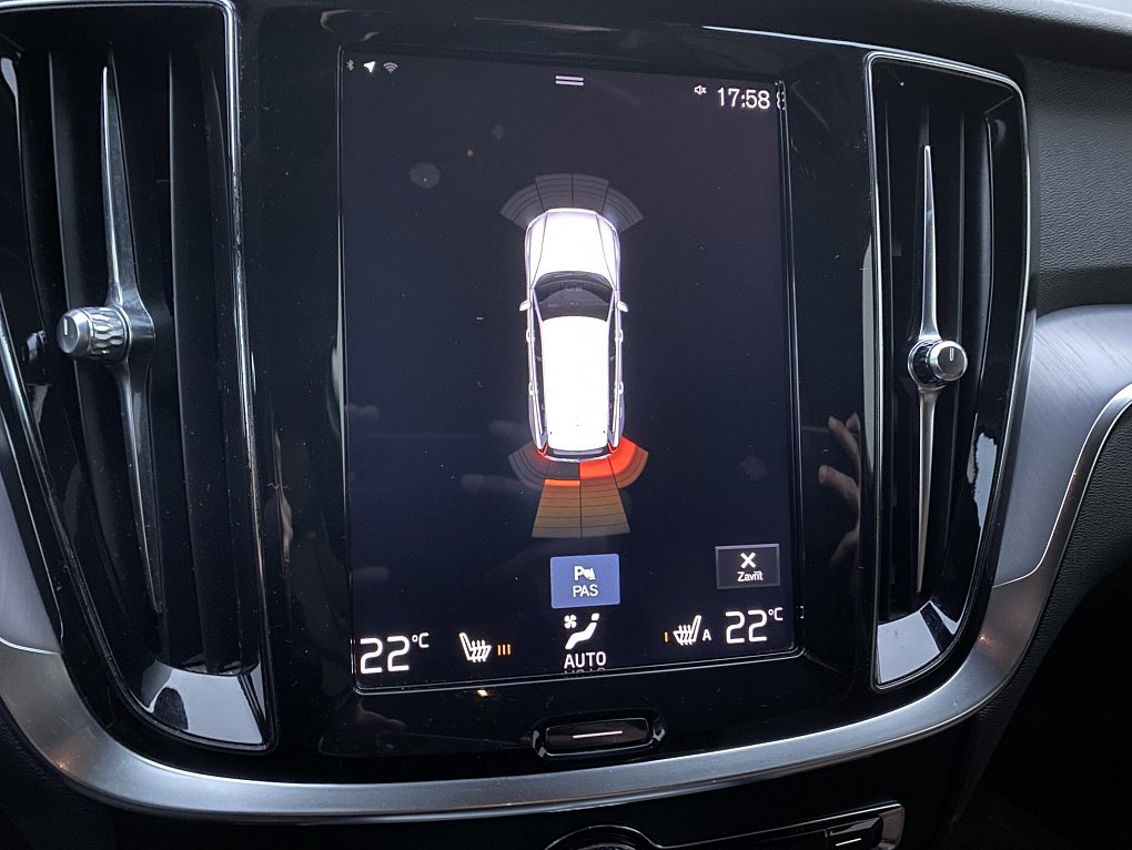 Volvo V60 2.0D 