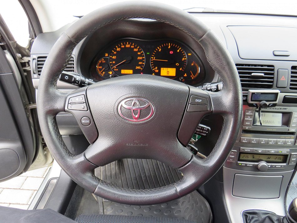 Toyota Avensis 2.2D-4D 