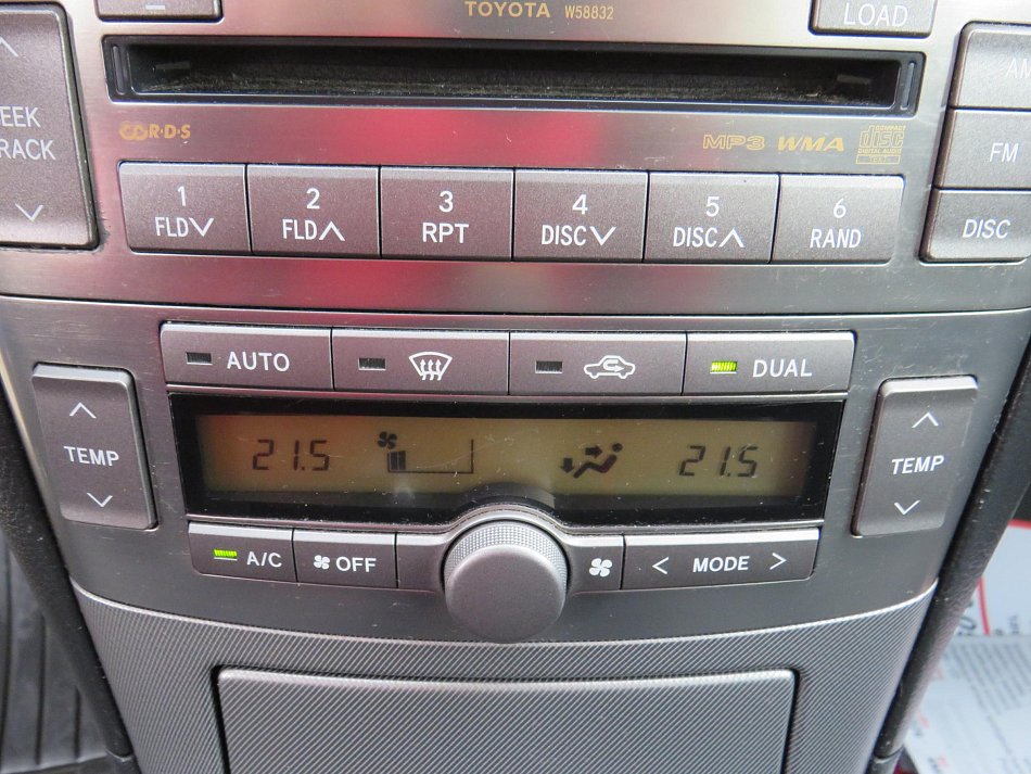 Toyota Avensis 2.2D-4D 