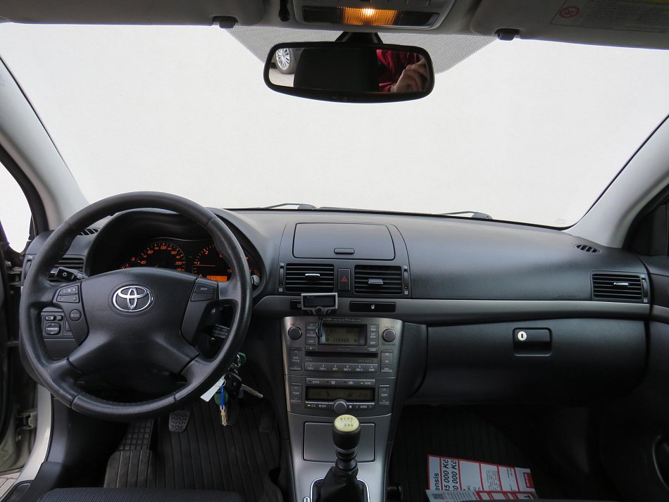 Toyota Avensis 2.2D-4D 