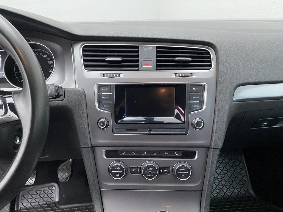 Volkswagen Golf 1.6 TDi Trendline