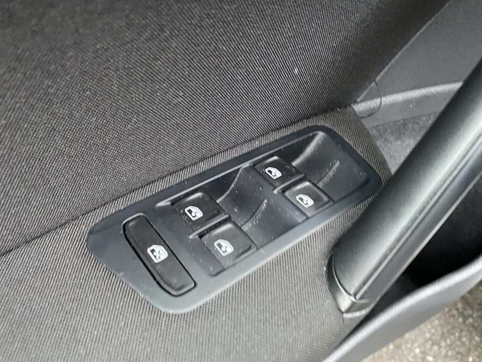 Volkswagen Golf 1.6 TDi Trendline