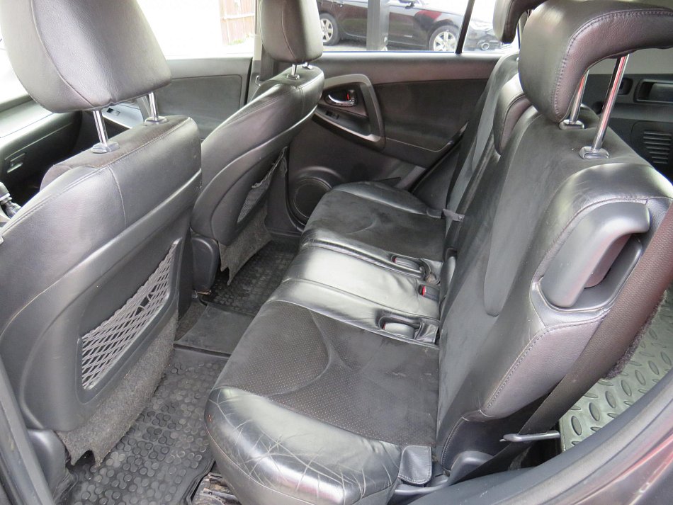 Toyota RAV4 2.2 D-4D Lux 4x4