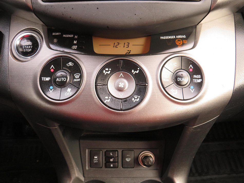 Toyota RAV4 2.2 D-4D Lux 4x4